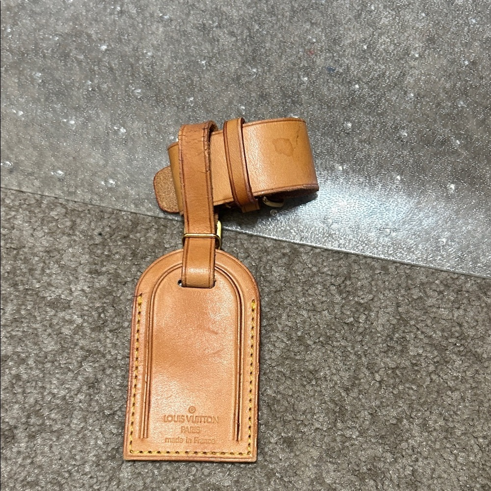 Louis Vuitton Brown Leather Bag Tag